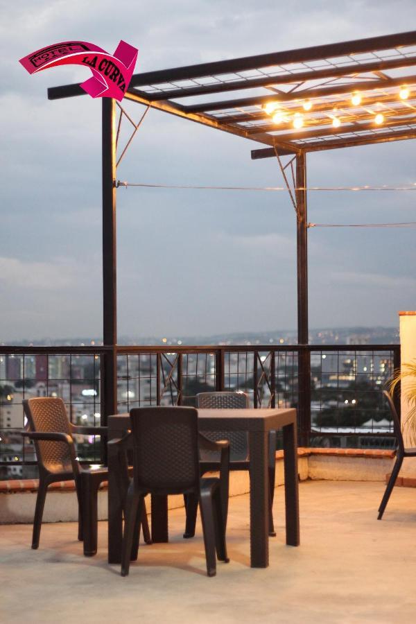 La Curva Apartamentos Кали Екстериор снимка