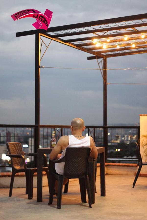 La Curva Apartamentos Кали Екстериор снимка